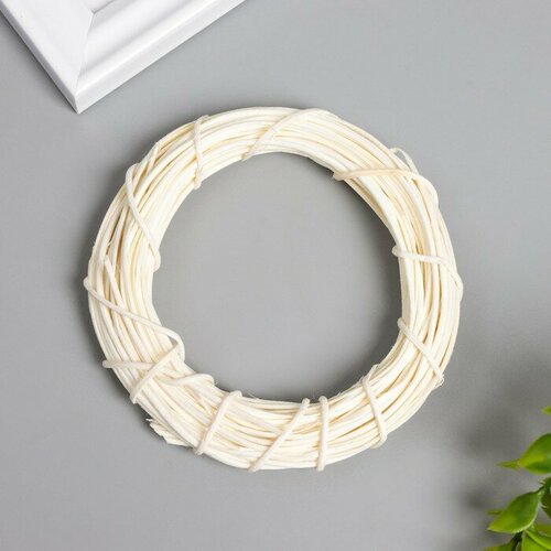 Кольцо ротанг для изготовления ловца снов Сливочный d10 см 352₽