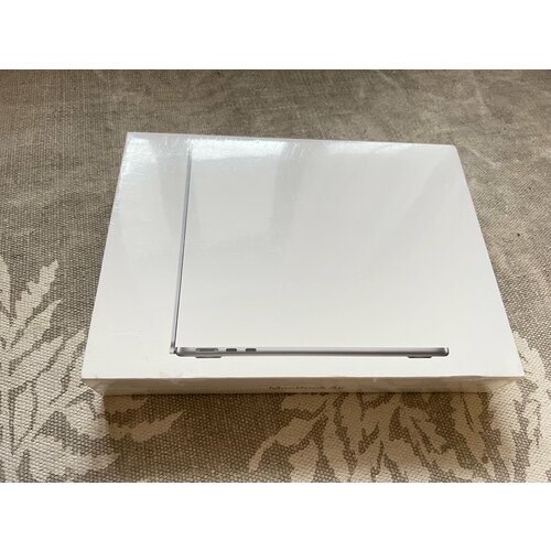 MacBook Air 13 2022 16Gb 2Tb 23500000₽