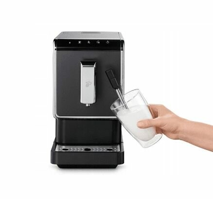 Кофемашина автоматическая Tchibo Esperto Latte 1470 Вт, черный - фотография № 2
