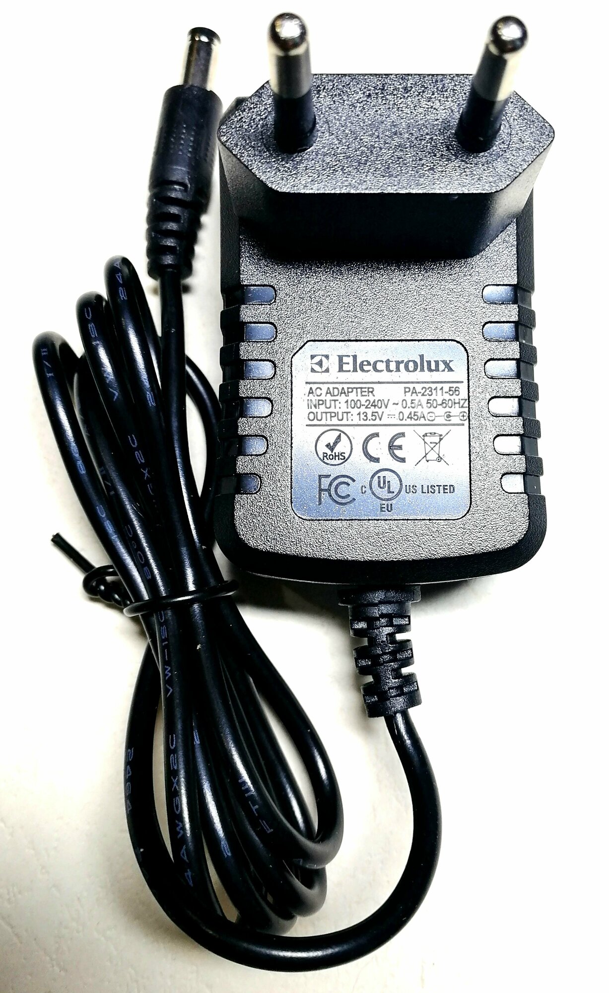 Зарядное устройство для пылесосов Electrolux EL2050 (SSA-135045) 13.5V 0.45A.