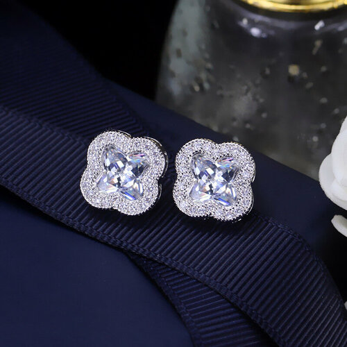 Серьги пусеты, фианит, искусственный камень, размер 13 мм, белый/серебристый