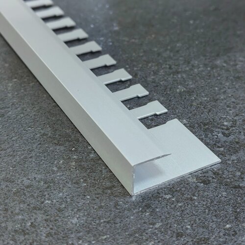 Изображение товара Профиль L-образный алюминиевый анодированный наружный для плитки 9мм 2.7м Серебро матовое