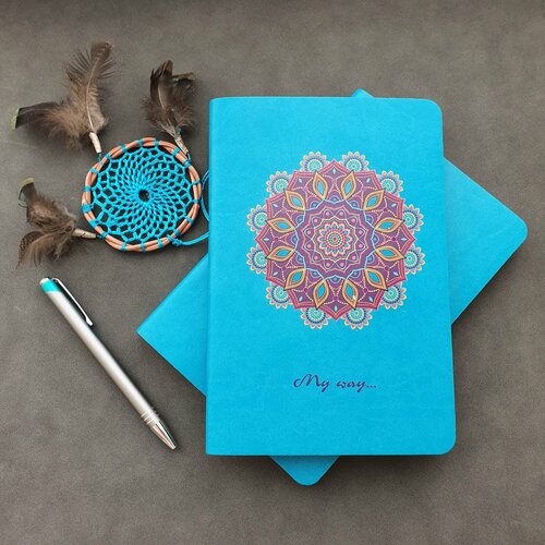 Ежедневник А5 недатированный с принтом 