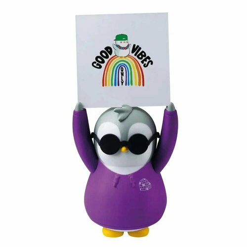 Фигурка Pudgy Penguins 16,5 см. в фиолетовой куртке пингвин с доской для письма PUP6015-A