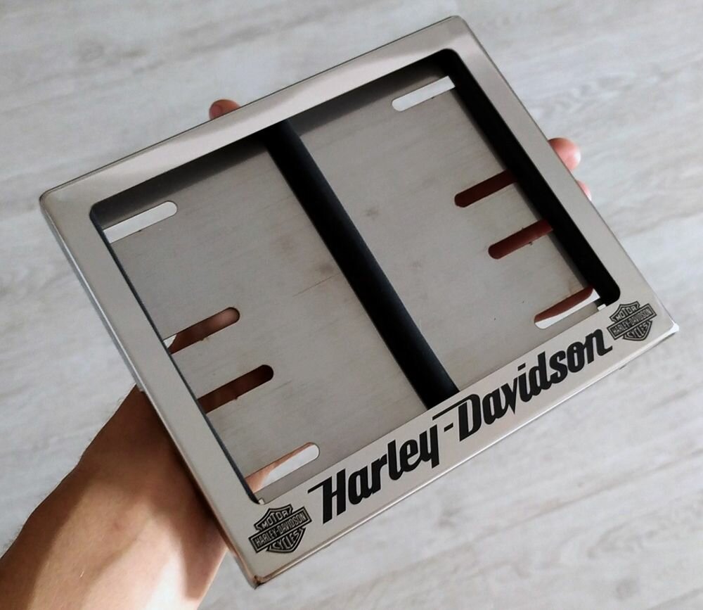 Рамка номера мотоцикла Harley-Davidson Харли-Дэвидсон нового образца для номера 190 х 145 мм