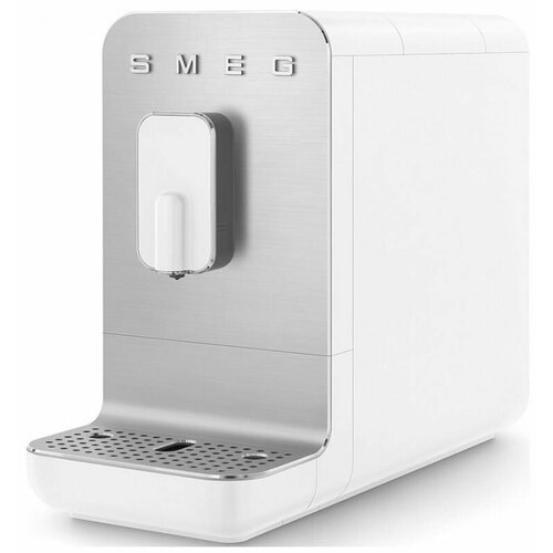 Кофемашина автоматическая Smeg BCC11WHMEU белый матовый 7799000₽