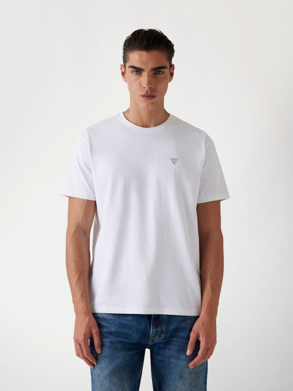 Футболка GUESS Small triangle logo