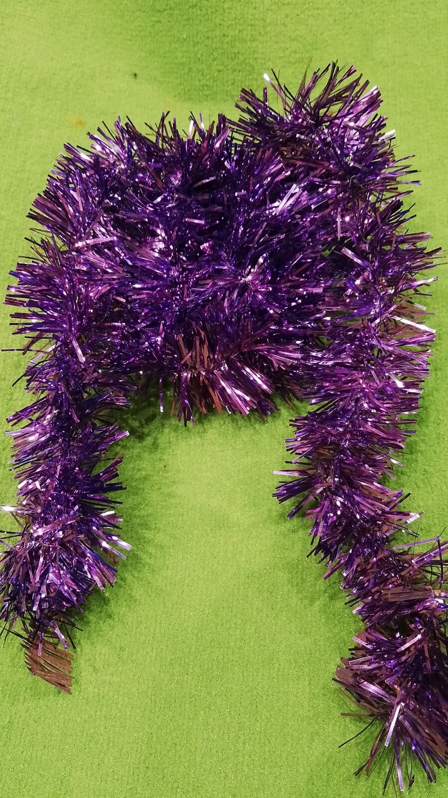 фото Мишура фиолетовая 1,3метра, диаметр 3,5см в комл.2шт.