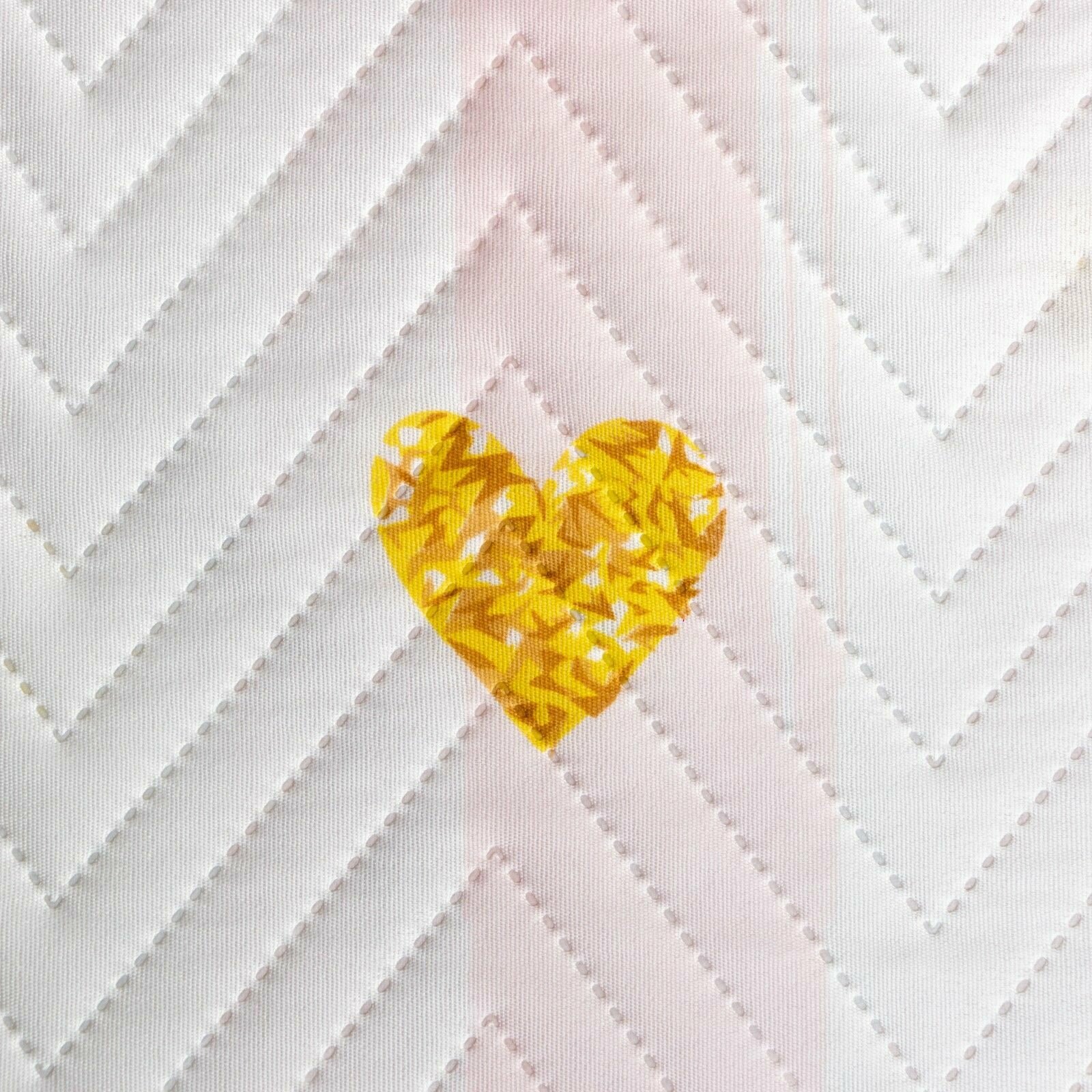 Покрывало 2сп Экономь и Я Golden hearts 180x210см, 100% полиэстер, 190гр/м2 - фотография № 2