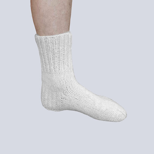 фото Мужские носки , 1 пара, классические, на новый год, вязаные, усиленная пятка, ручная работа, воздухопроницаемые, утепленные, размер 42/44, белый наши носки