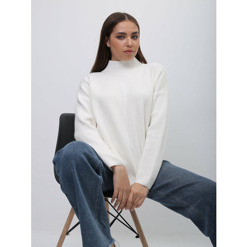 фото Свитер, размер 42/50, белый без бренда