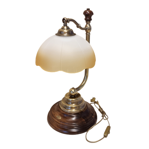 Старинная настольная лампа