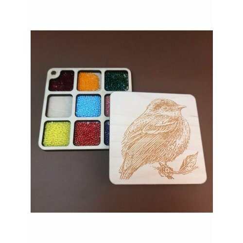 Органайзер для вышивки с крышкой