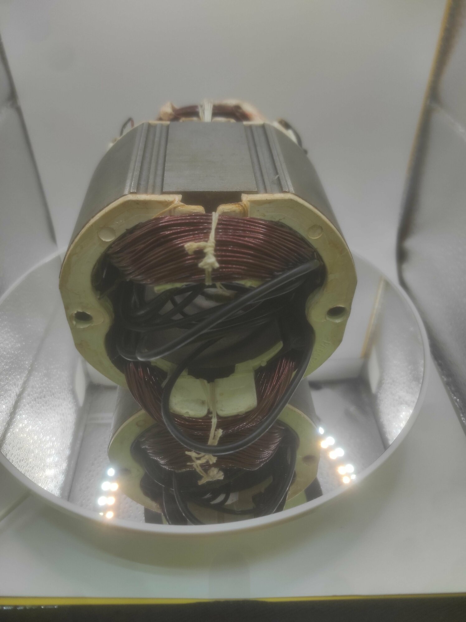 фото Статор электродвигателя кратон WMT-318 рейсмусового по дереву китайского станка