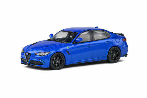 Alfa romeo giulia quadrifoglio blue metallic