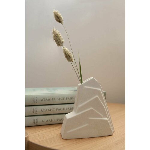 Ваза интерьерная Гора для сухоцветов и искусственных цветов 600₽