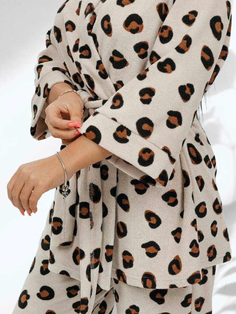 Комплект женский для дома,цвет леопардовый,размер 48/50 - фотография № 6