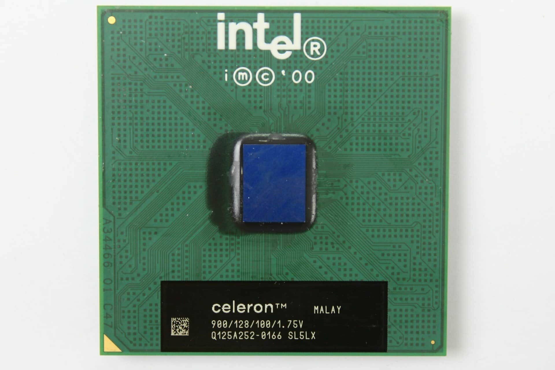 Процессор Intel Celeron 900MHz S370 1 x 900 МГц