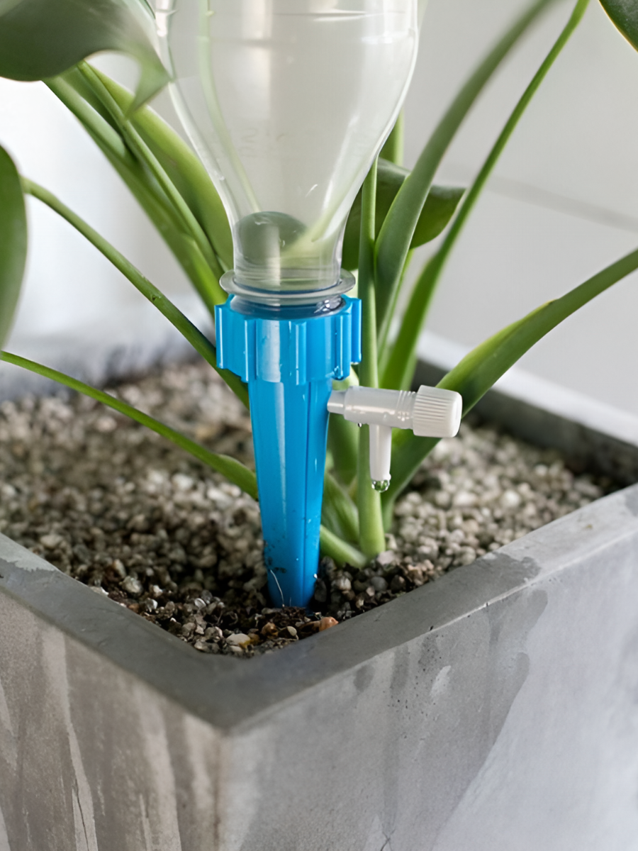 Капельный полив из бутылки. Новейшая модель с регулировкой капель для растений.