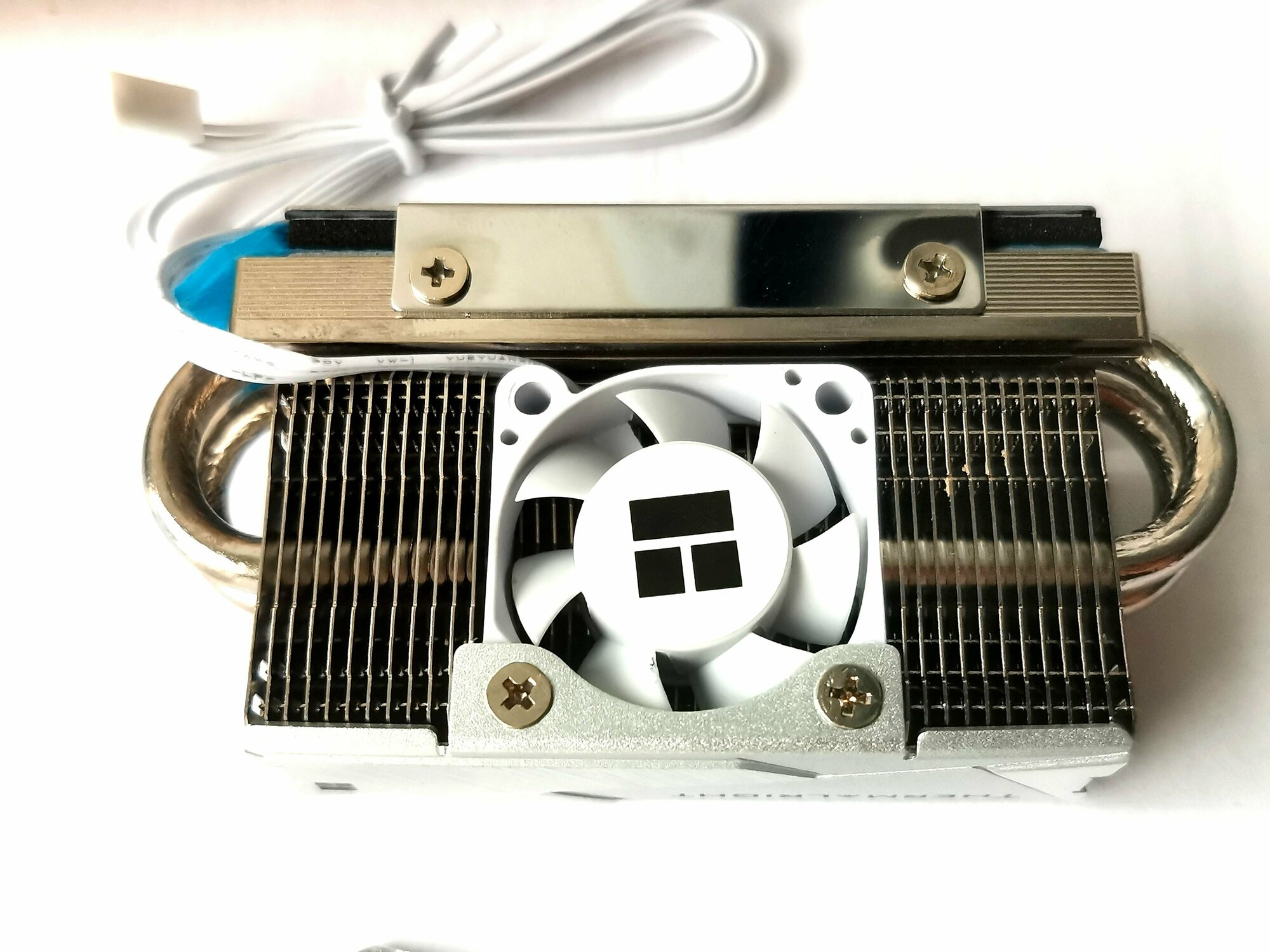 Радиатор ThermalRight HR-10 2280 PRO для SSD M.2