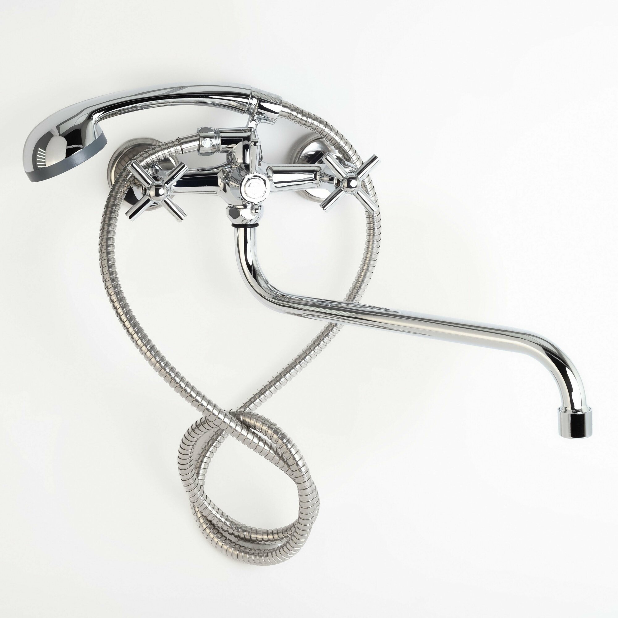 фото Смеситель Капитошка для ванны с круглым изливом (Пр-во Россия). Материал-латунь, цвет-хром, гарантия 3 года. Лейка, шланг, аэратор, поворотный излив