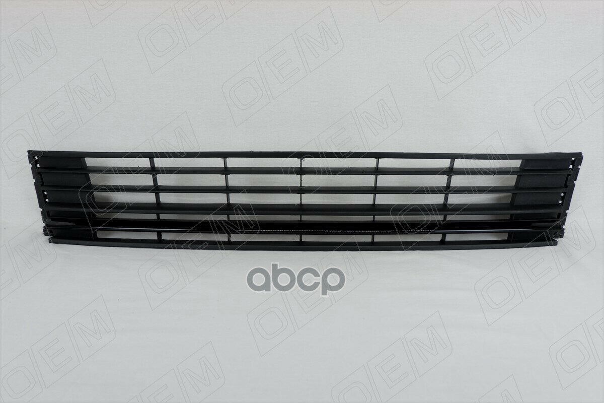 Решетка в бампер центральная O.E.M. арт. OEM3678