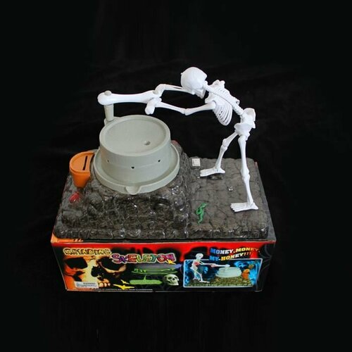 Интерактивная копилка Скелет и мельница с музыкой и пеной 890₽