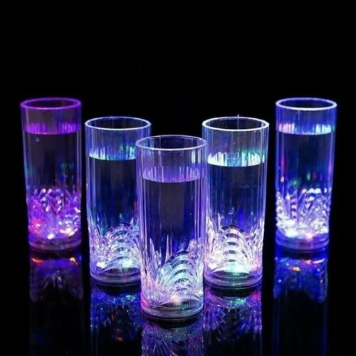Стакан светящийся сенсорный на батарейках объем 240 мл 899₽