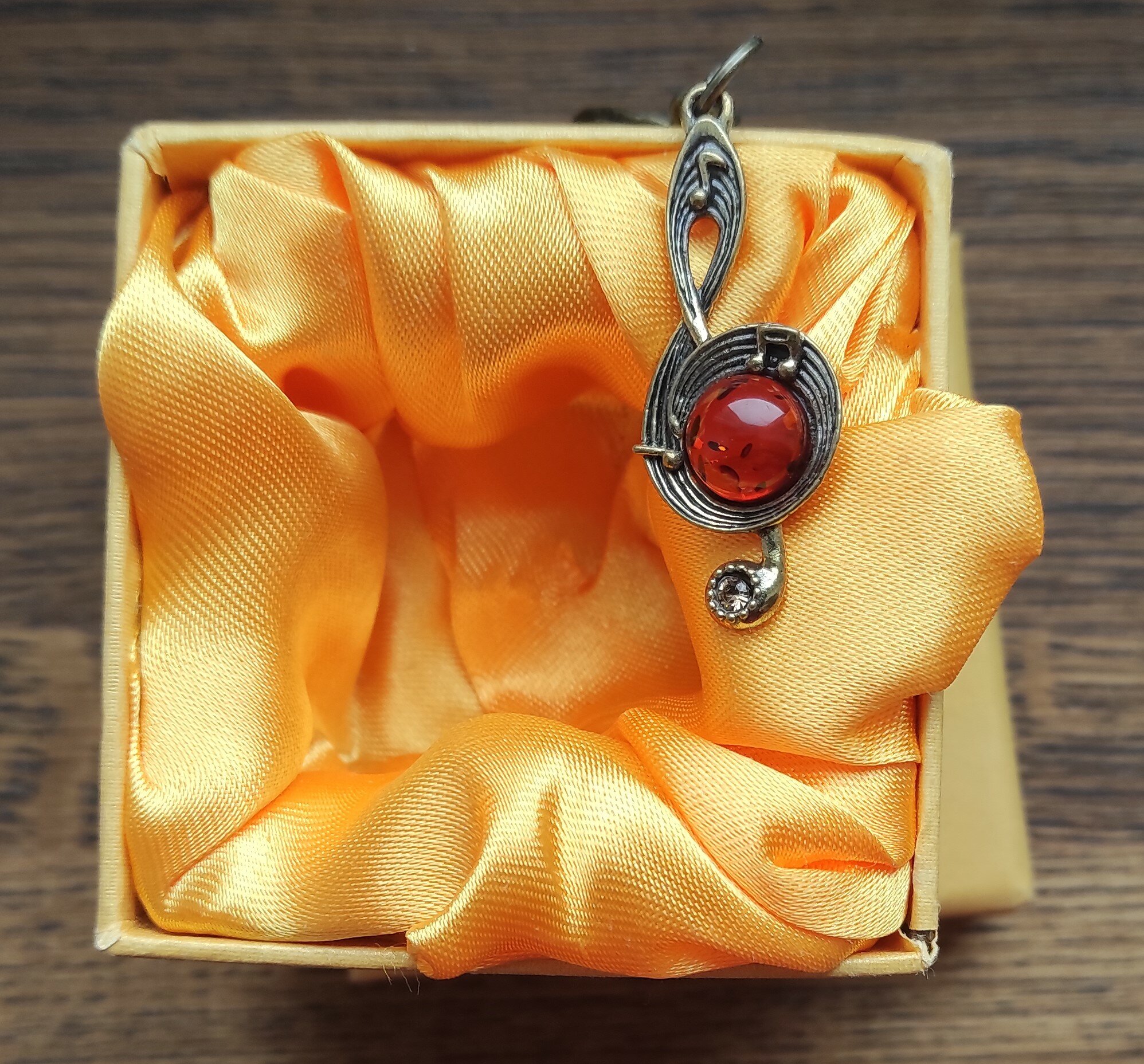 Брелок, красный — фото 1