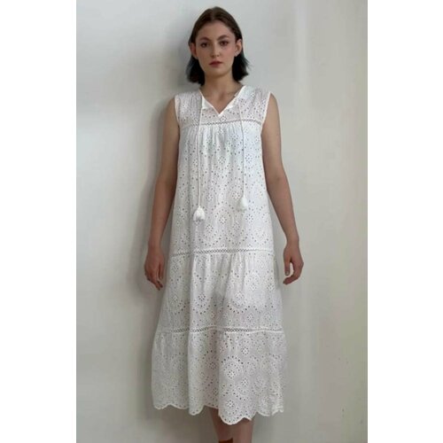 Сарафан размер 46-48, белый