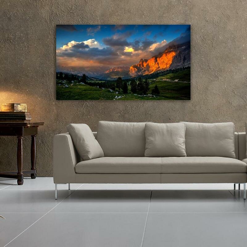 Картина на холсте 60x110 LinxOne "Долина" интерьерная для дома / на стену / на кухню / с подрамником