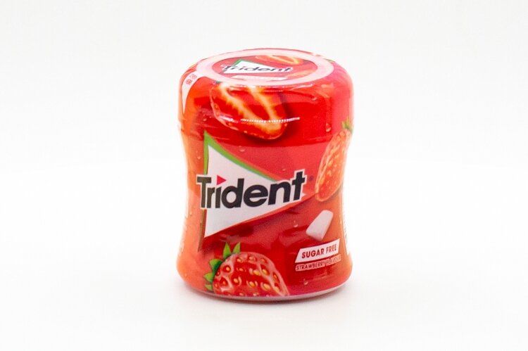 Жевательная резинка Trident без сахара со вкусом клубники 82,6 гр - фотография № 2