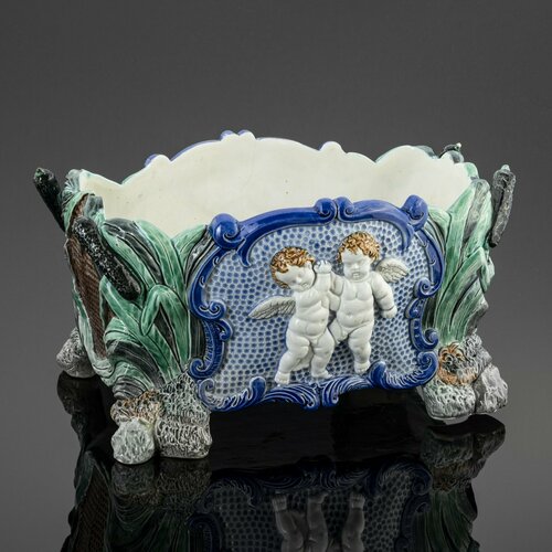 Кашпо Путти фаянс роспись глазурь Товарищество М С Кузнецова 58500₽