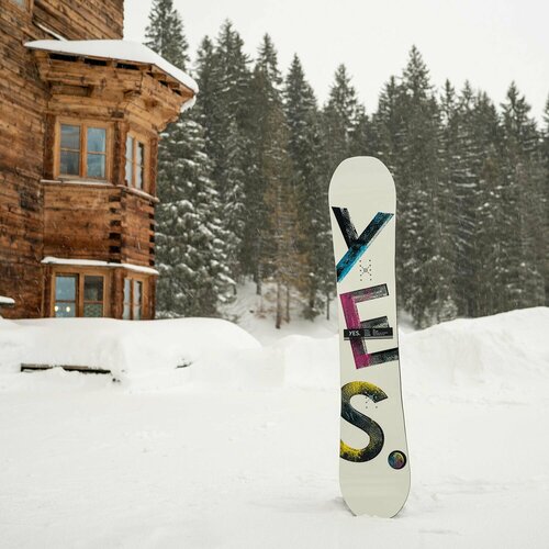 Женский сноуборд YES W Basic 152 см сноуборд yes hel yes 2022 23 см 152