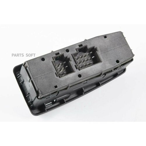 PE AUTOMOTIVE 03054300A Бок управения кнопочный 35260₽