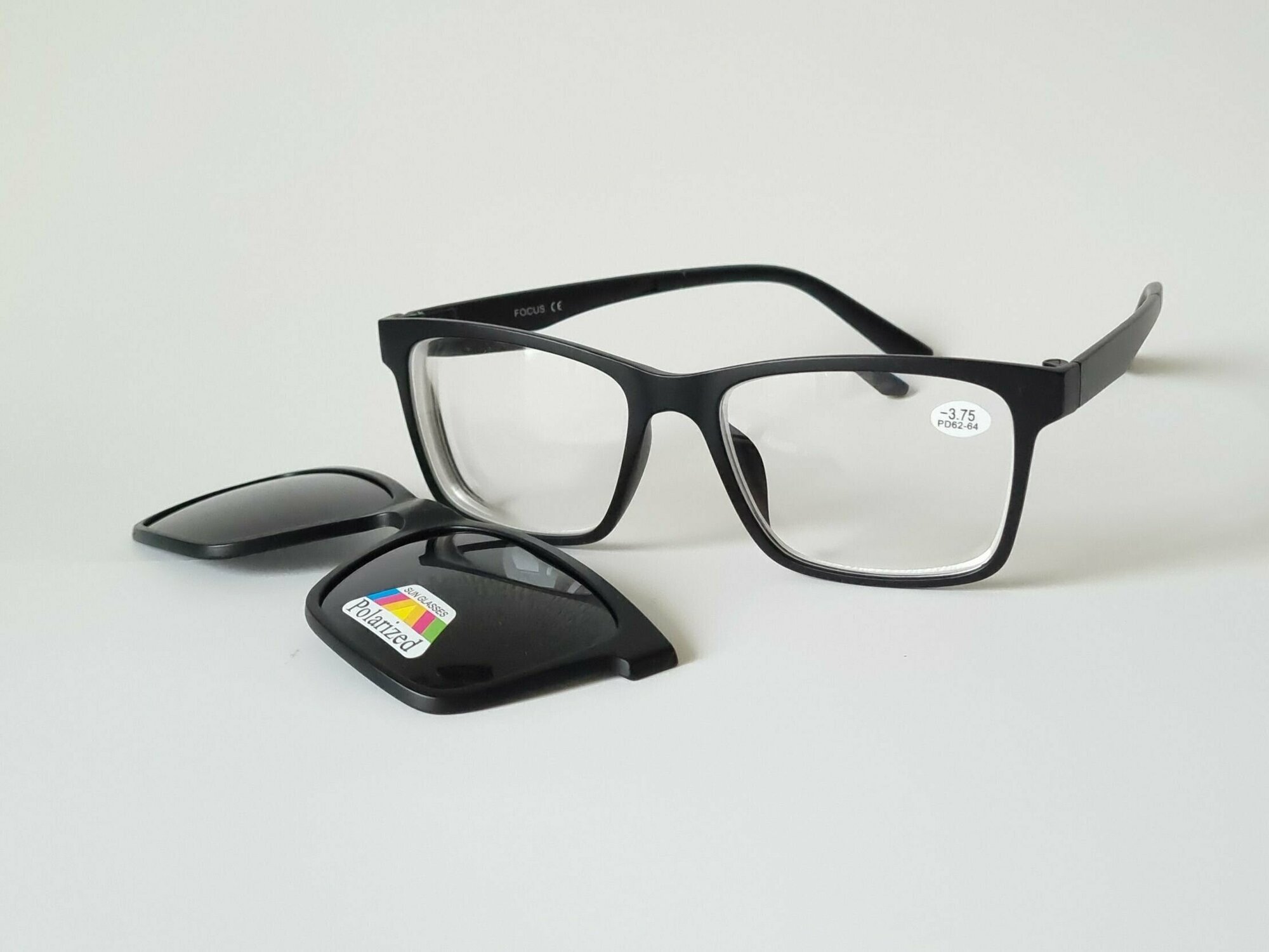 Готовые очки с магнитной поляризационной насадкой (серый) Focus c126+1,25