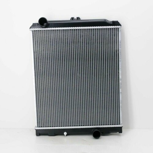 Радиатор двигателя MMC CANTER 4M51, вид 1, пластиковый без заливной, в525*ш472 (без бачков), AD RADIATORS