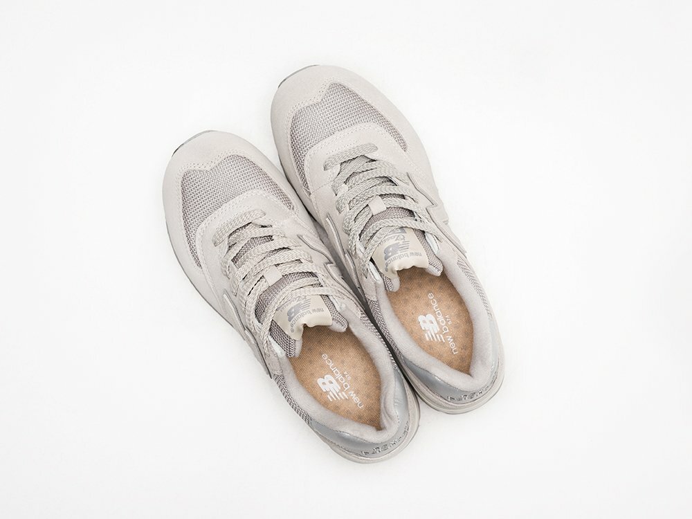 Кроссовки New Balance 574, полнота N (US)/ на узкую стопу, размер 42 EU, бежевый — фото 1
