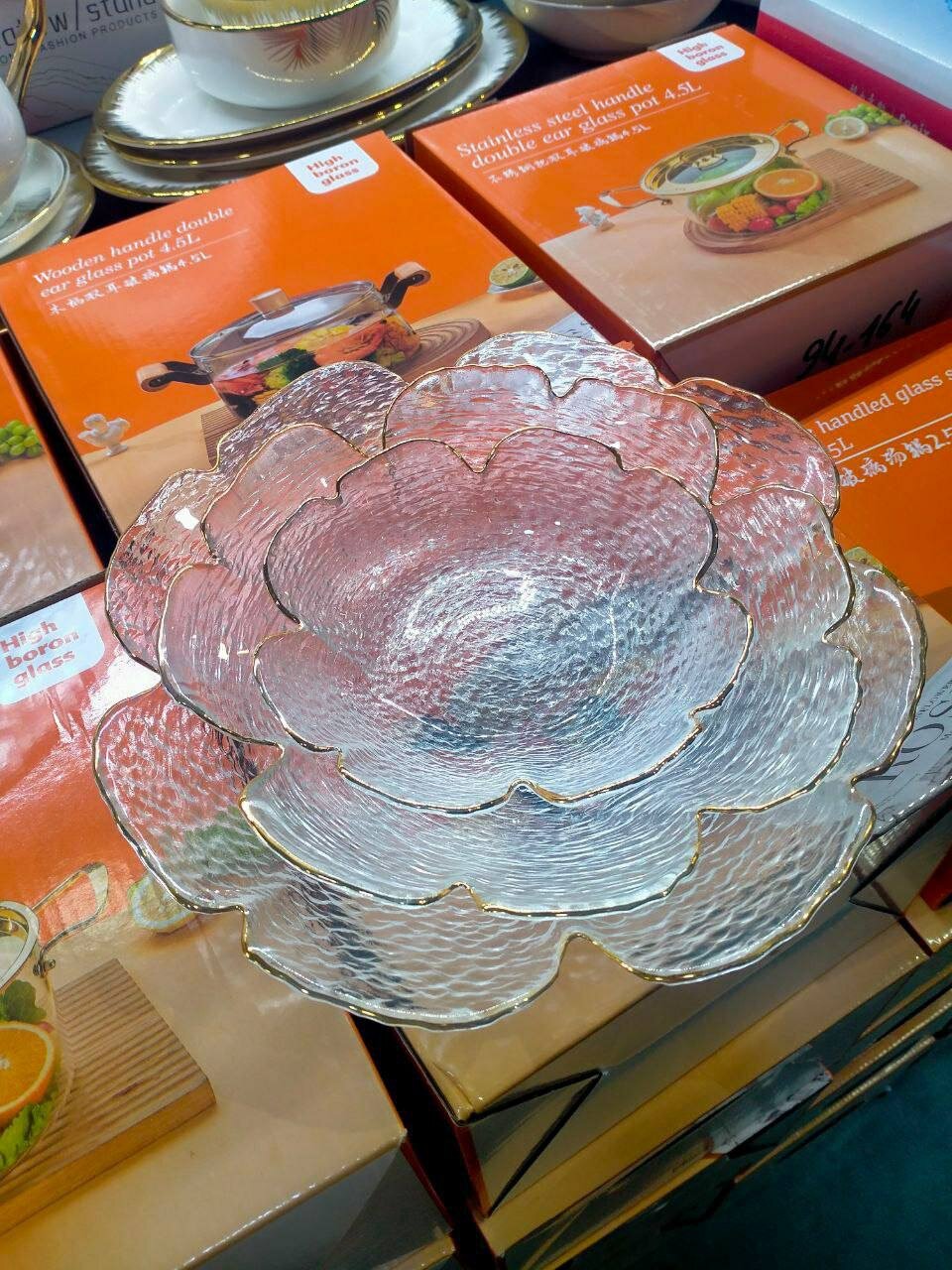 Тарелки, стеклянные, с золотой каймой, бесцветные, диаметр 20 см, 30 см