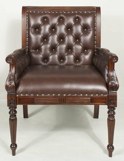 Кресло кожаное из массива красного дерева 70х76х95см