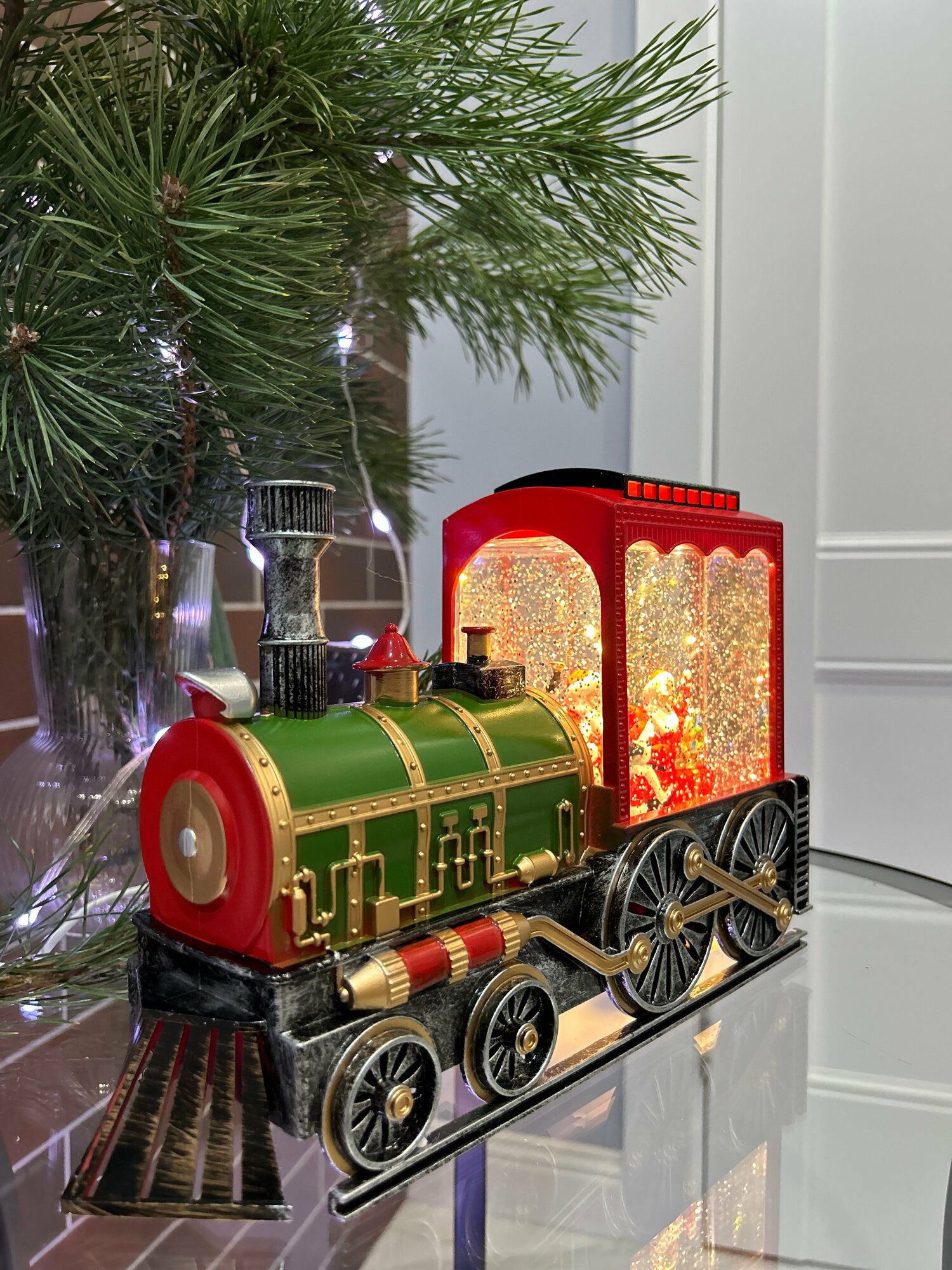 Новогодний сувенир WDL-2110- "Новогодний паровоз" с Дедом Морозом и подарками, USB, 3*АА, музыка, подсветка, 30*17*10 см
