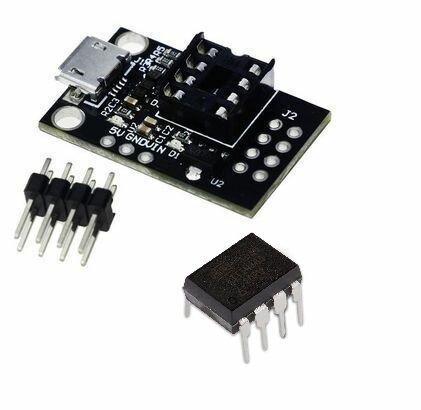 Чип ATtiny85 c макетной платой для отладки и прошивки