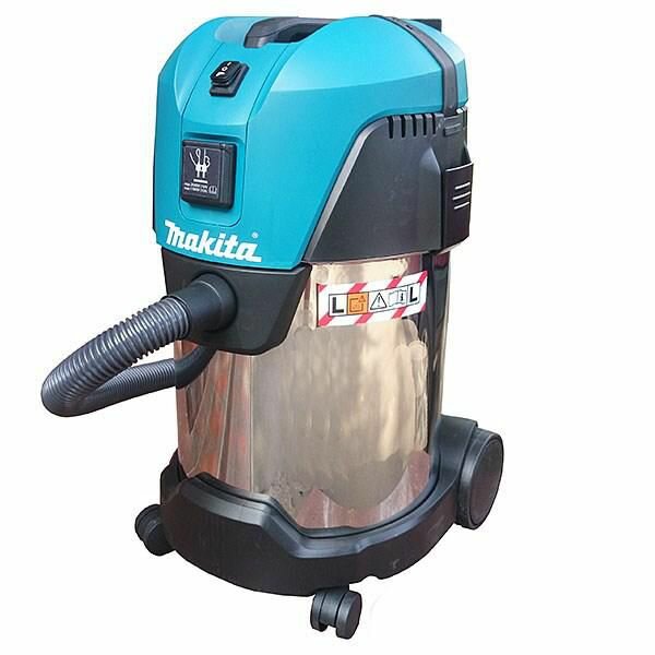 Пылесос Makita VC3011L