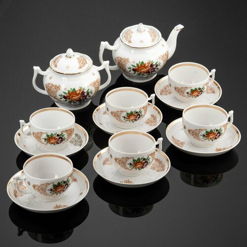 Сервиз чайный с цветочным декором, форма 