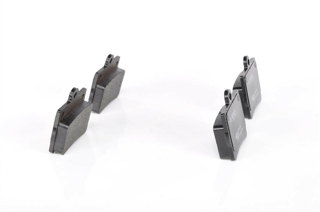 Тормозные колодки Bosch - фото №19
