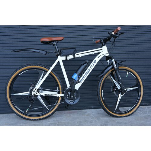 Велосипед RICHIESTO 26 на литых дисках ТРИ луча Горный Спортивный Унисекс белый с коричневым 25500₽