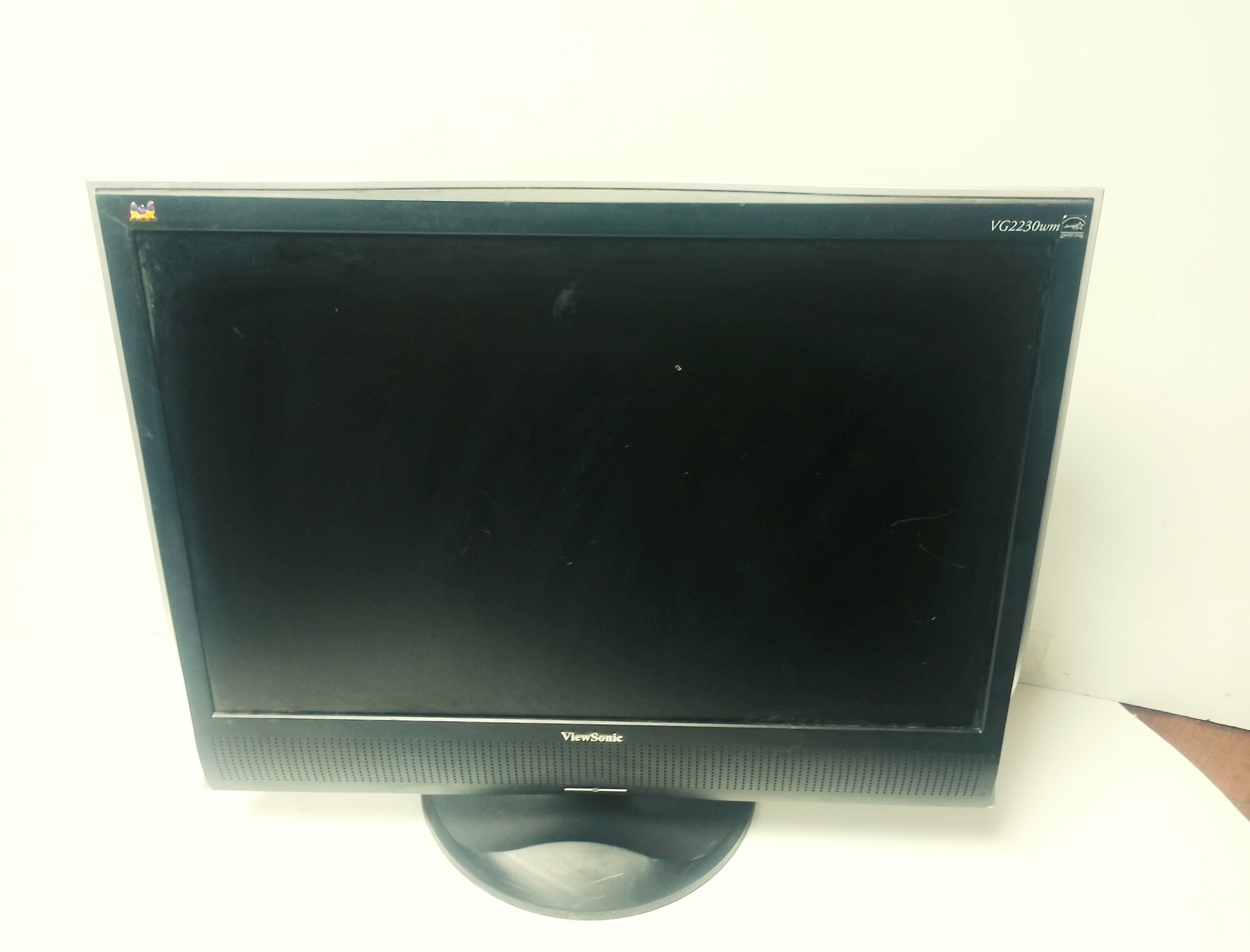 22" ЖК монитор Viewsonic VG2230WM (LCD, 1680x1050, D-Sub, DVI)