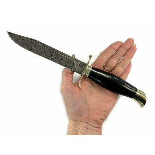 фото Нож разведчик, дамасская сталь, черный граб мастерская семина