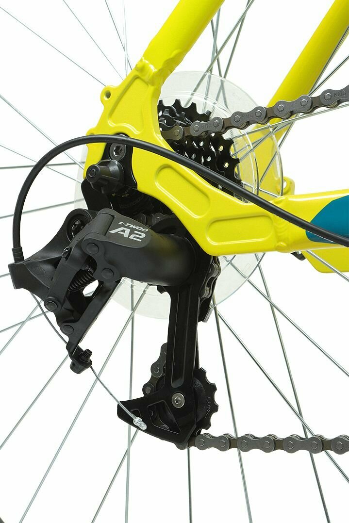 Велосипед FORWARD APACHE 1.2 27,5" (2022) (Велосипед FORWARD APACHE 27,5 1.2 (27,5" 21 ск. рост. 17") 2022, желтый/зеленый, RBK22FW27276)