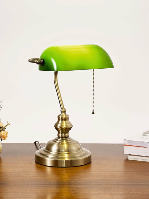 Настольная лампа VertexHome VER-082G для офиса и кабинета с зеленым абажуром, 1 лампочкой, питанием от сети